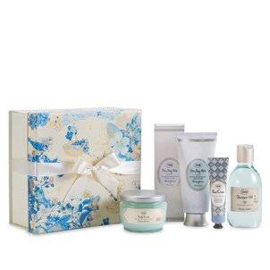 Gift Set For lovers of the Delicate Jasmine fragrance